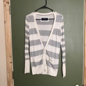 AE button up cardigan